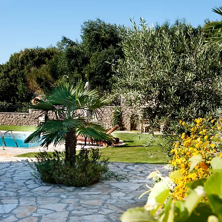 Lemonia Apartment